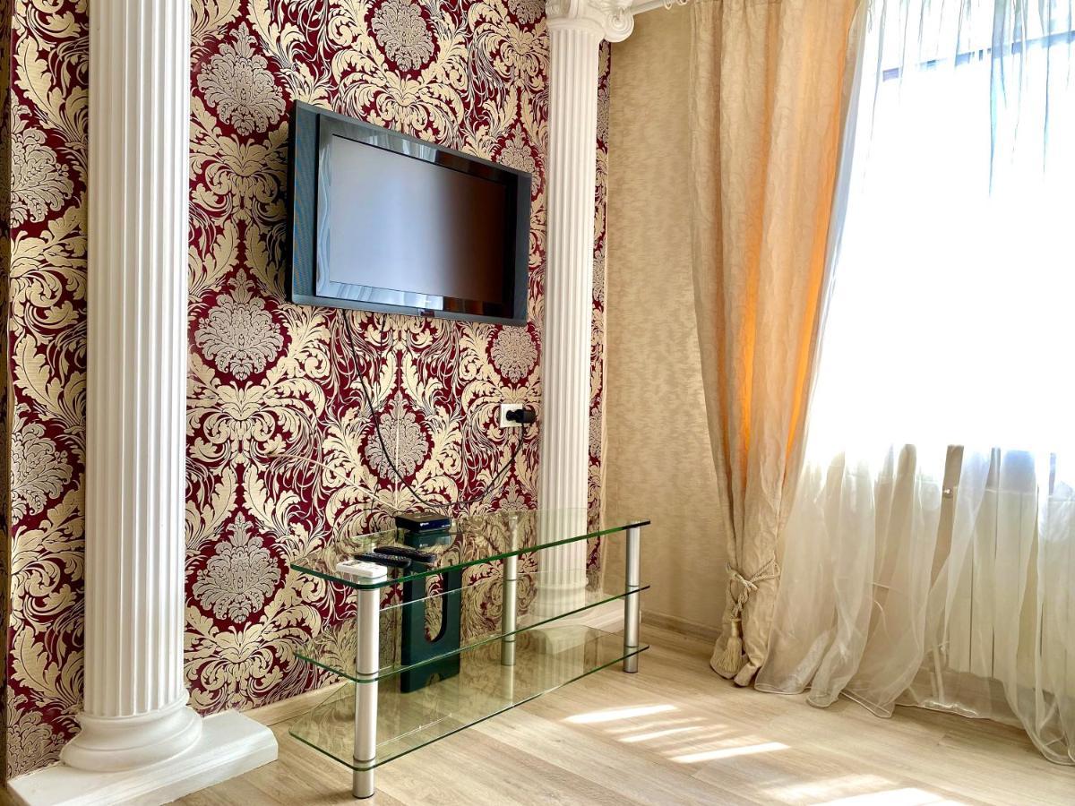 Apartpoltava Елегантна Квартира В Новобудові,Біля Каштанової Алеї, Центр Міста, Звітна Документація 外观 照片
